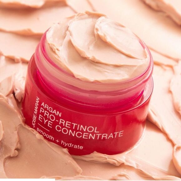 Josie Maran Argan Pro-Retinol Eye Cream - Picture 3 of 9